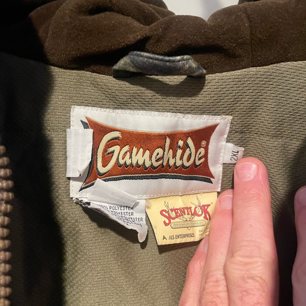 Gamehide Scentlok jacket and pants. - Picture 6 of 7